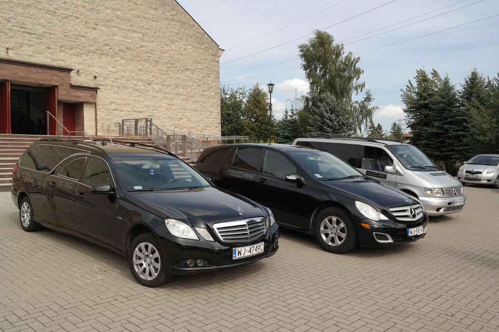 Zakład pogrzebowy Warszawa Karawany Elegia